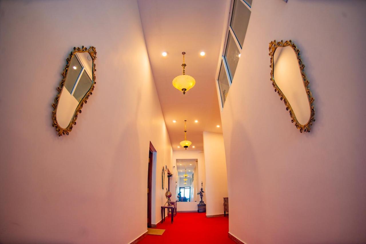 The Castle By Don Louis Hotel Kandy Exterior photo
